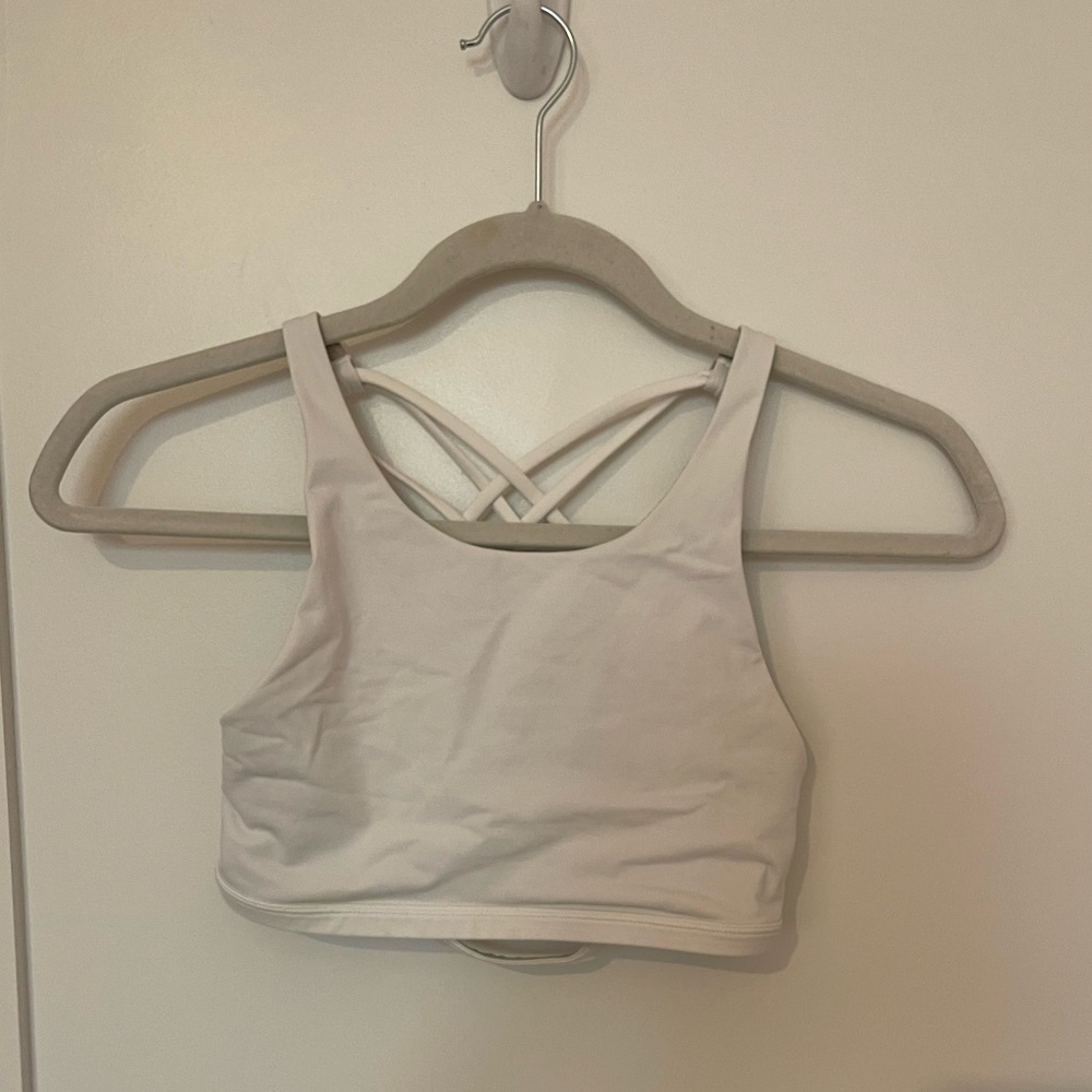 Lululemon sports bra